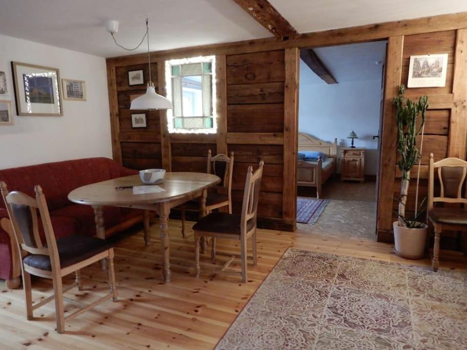 Ferienwohnung Laendliches Wohnen Zwischen Erfurt Und Gotha Exterior foto